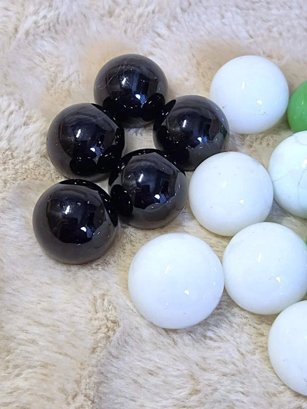 Lot of 26 Large Vintage Glass Marbles Blue Black White Green 1